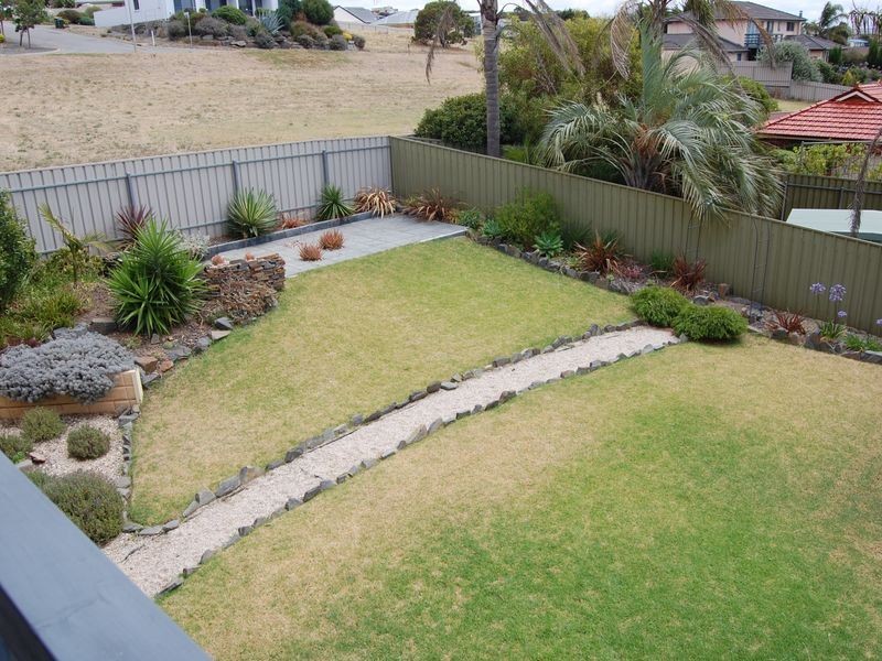 26 Davies Street, Encounter Bay SA 5211