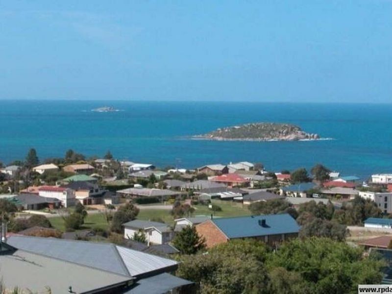 26 Davies Street, Encounter Bay SA 5211