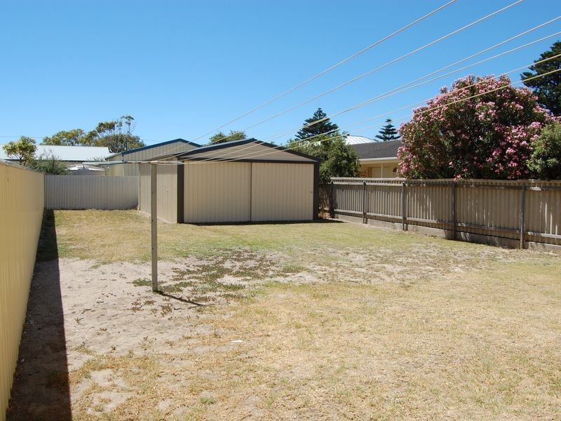 5 Giles Street, Encounter Bay SA 5211