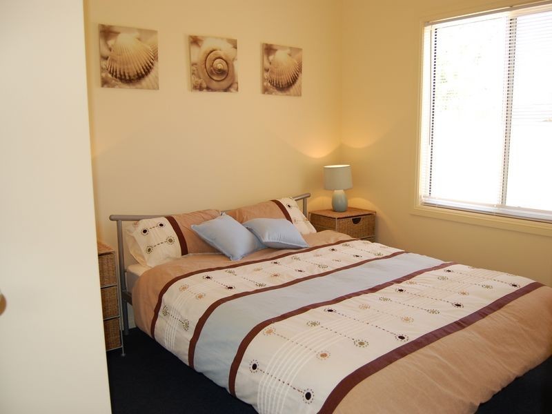5 Giles Street, Encounter Bay SA 5211