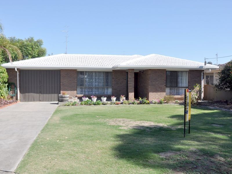 5 Leworthy Street, Victor Harbor SA 5211