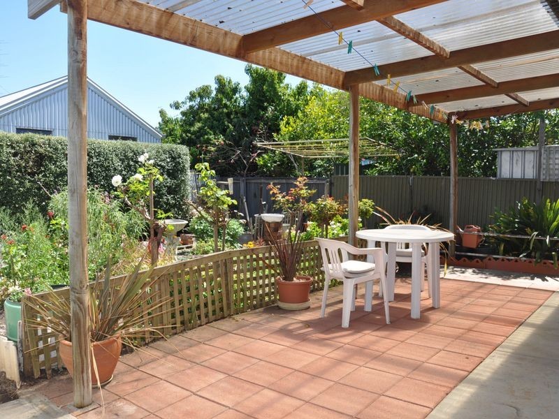 5 Leworthy Street, Victor Harbor SA 5211