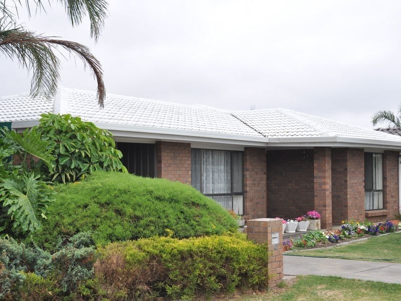 5 Leworthy Street, Victor Harbor SA 5211