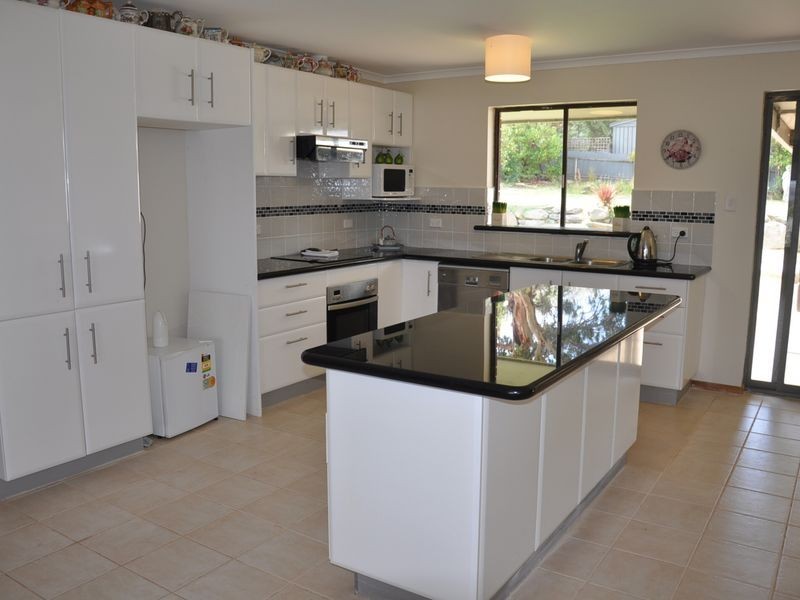 26 Norfolk Avenue, Victor Harbor SA 5211