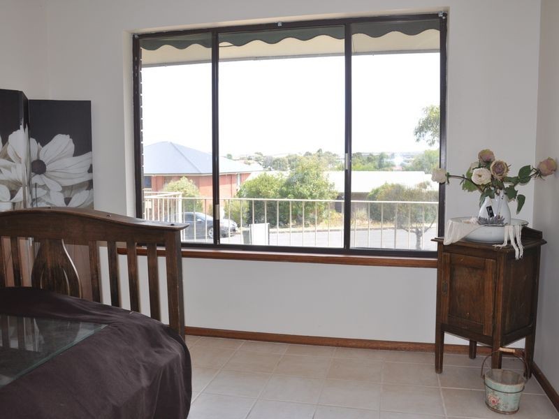 26 Norfolk Avenue, Victor Harbor SA 5211