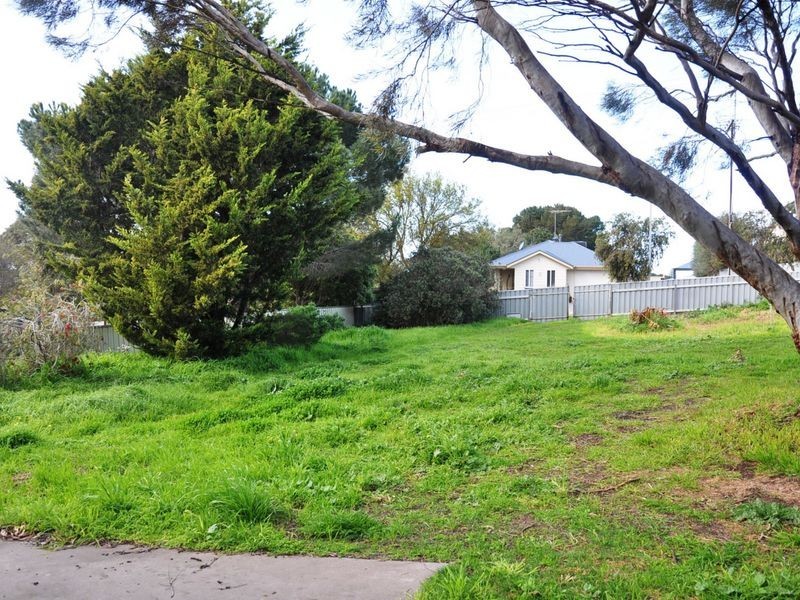 15 Sweetman Avenue, Encounter Bay SA 5211