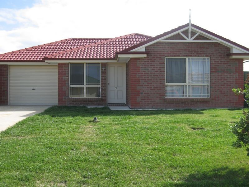 65 Sweetman Avenue, Encounter Bay SA 5211