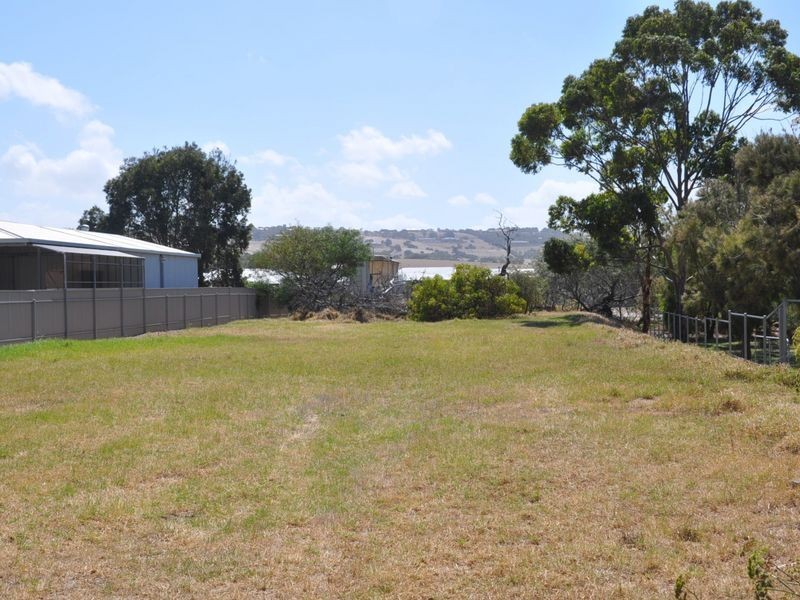 25 Russell Street, Encounter Bay SA 5211