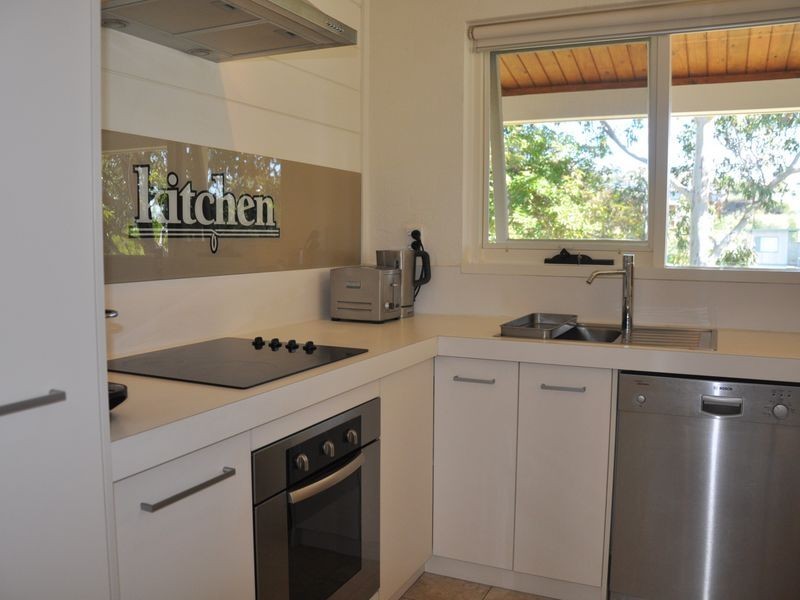 19 Ridge Avenue, Encounter Bay SA 5211