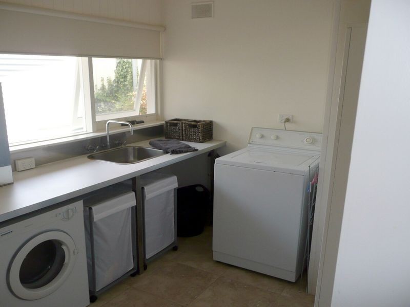 19 Ridge Avenue, Encounter Bay SA 5211