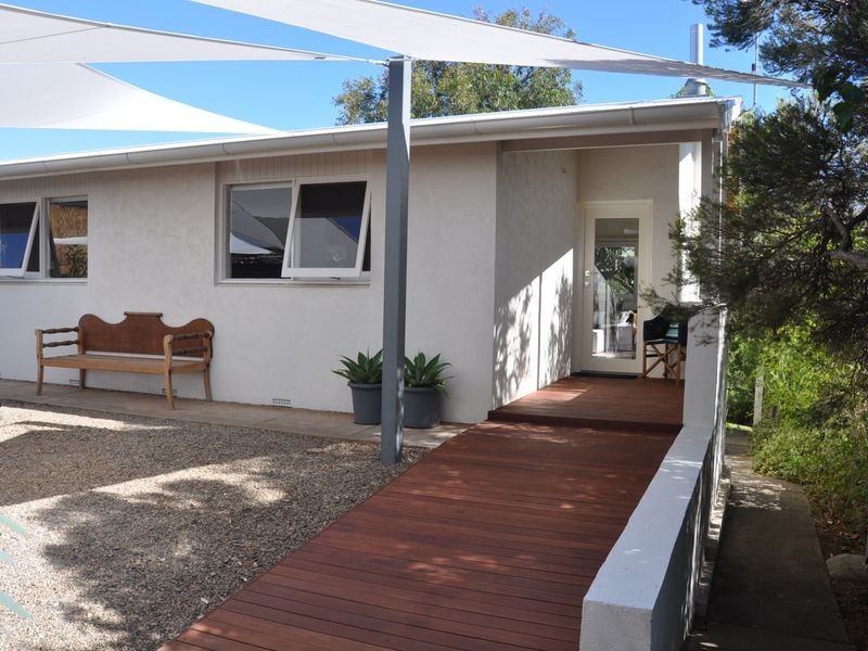 19 Ridge Avenue, Encounter Bay SA 5211