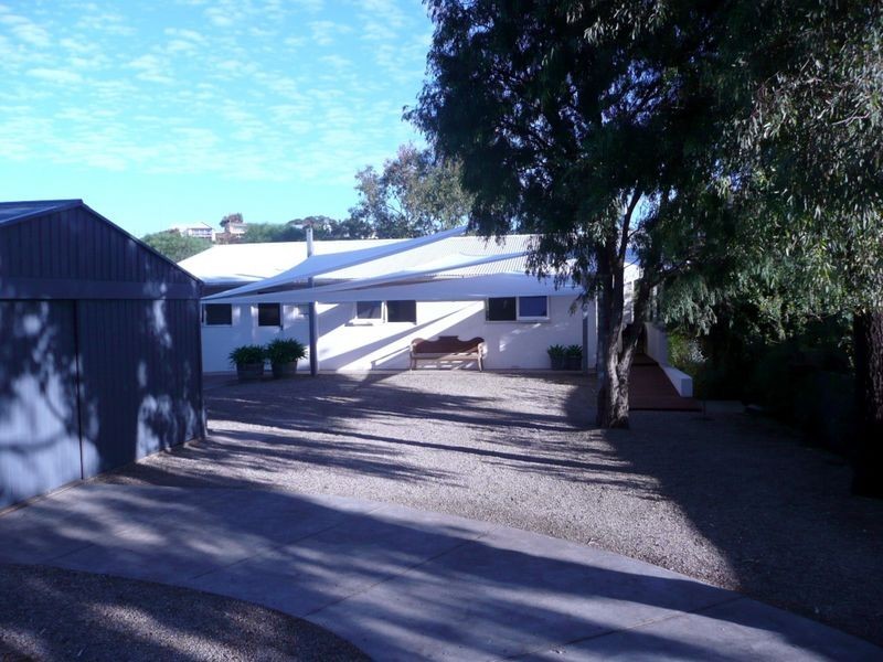 19 Ridge Avenue, Encounter Bay SA 5211