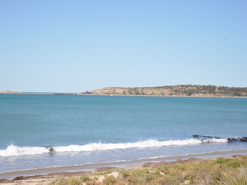 5 Bridge Terrace, Victor Harbor SA 5211