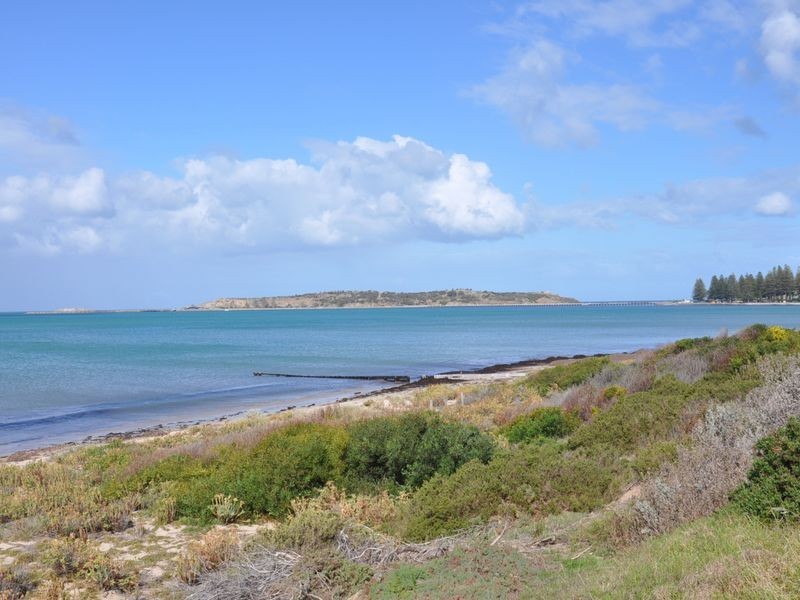 5 Bridge Terrace, Victor Harbor SA 5211