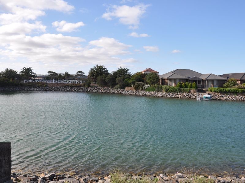 11 – Lot 8 Windjammer Court, Encounter Bay SA 5211