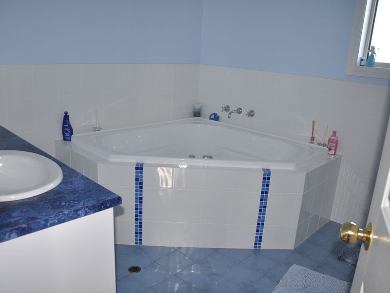 21 Norfolk Avenue, Victor Harbor SA 5211