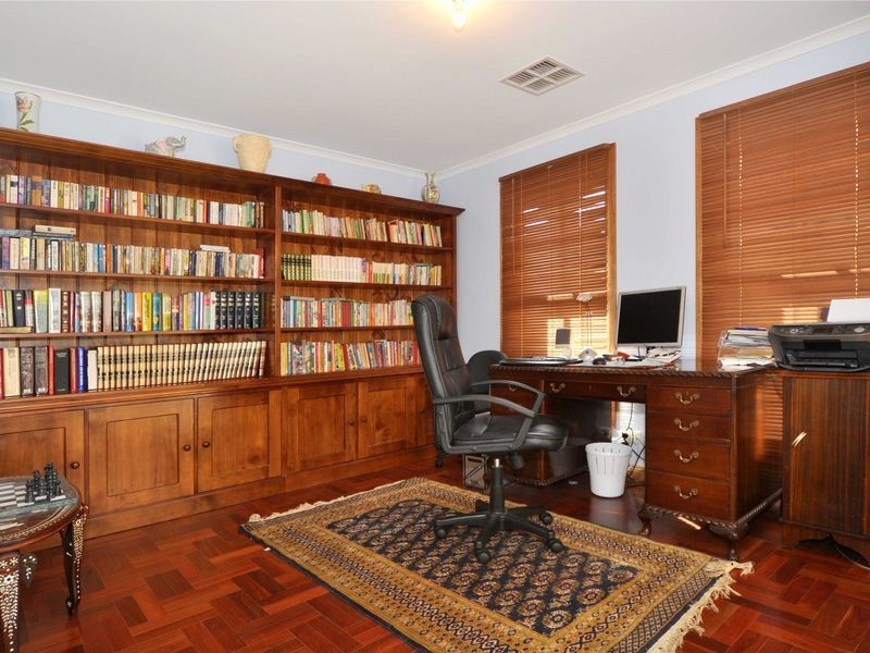 21 Norfolk Avenue, Victor Harbor SA 5211