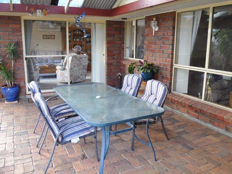 1 Yates Avenue, Hayborough SA 5211