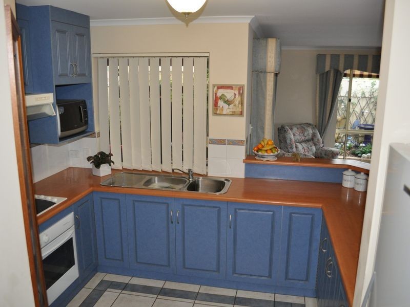 1 Yates Avenue, Hayborough SA 5211