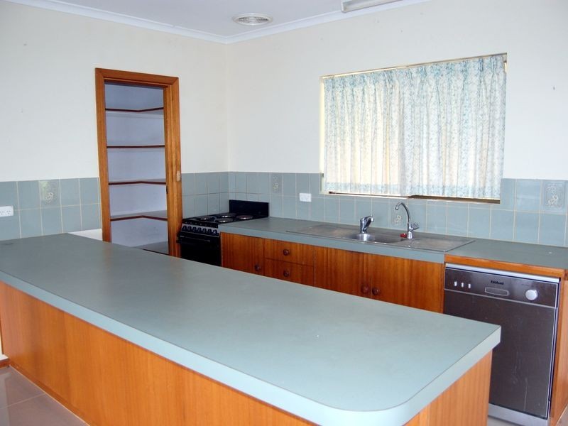 13 Seacrest Avenue, Encounter Bay SA 5211