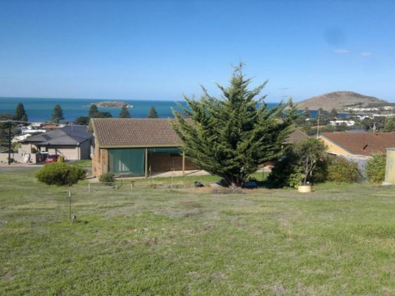 13 Seacrest Avenue, Encounter Bay SA 5211
