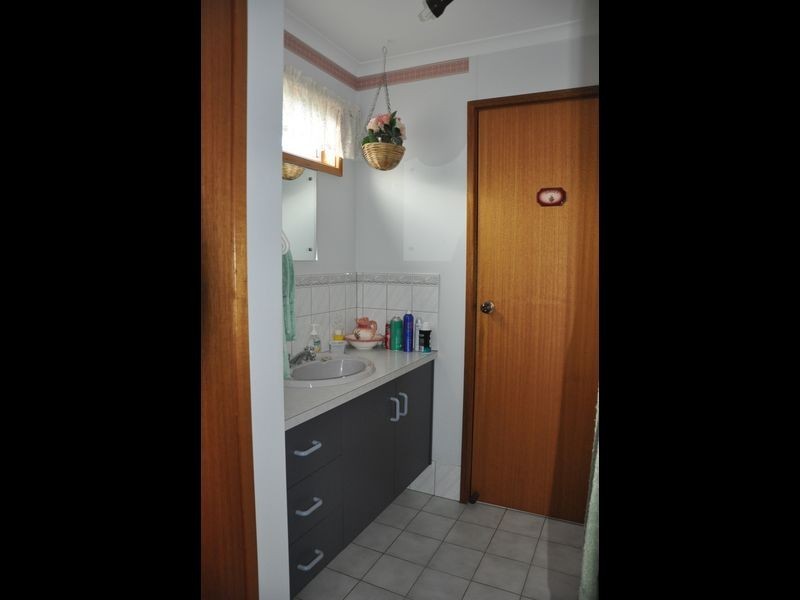 166 Canterbury Road, Victor Harbor SA 5211