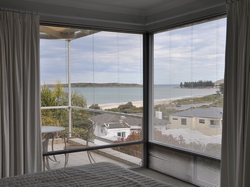 2/27 The Crescent, Mccracken SA 5211