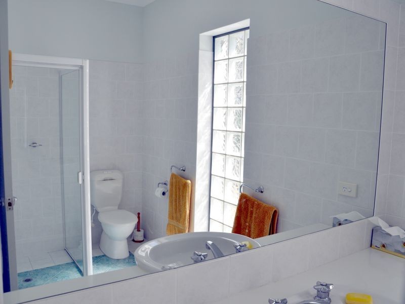 2/27 The Crescent, Mccracken SA 5211