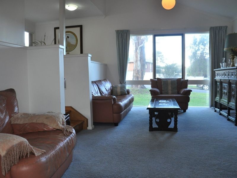 5 Norfolk Avenue, Victor Harbor SA 5211