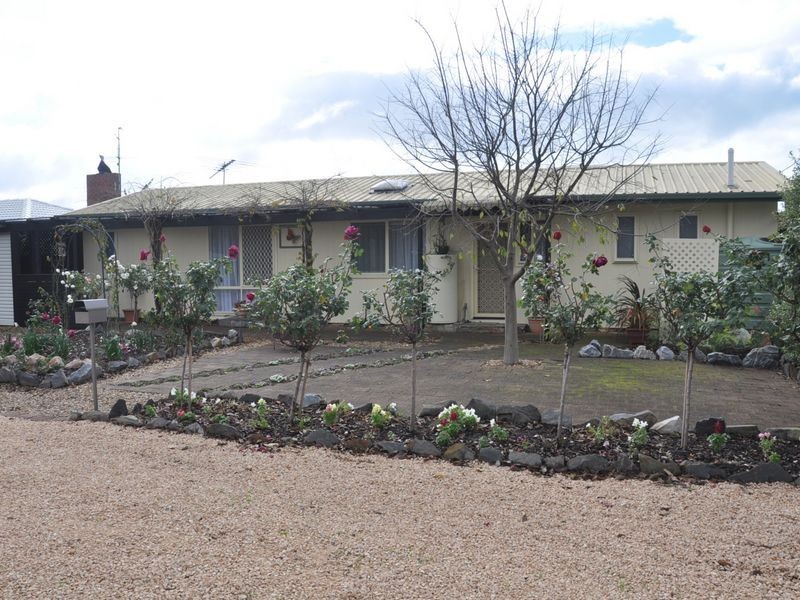 10 Higgins Street, Encounter Bay SA 5211