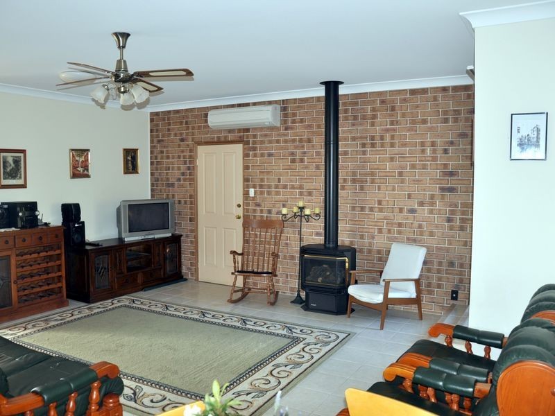 13 Clive Avenue, Encounter Bay SA 5211
