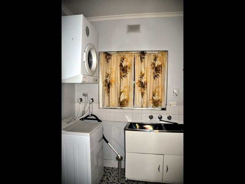 11 Swain Road, Victor Harbor SA 5211