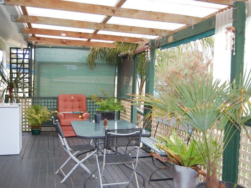 13 Folkestone Terrace, Victor Harbor SA 5211