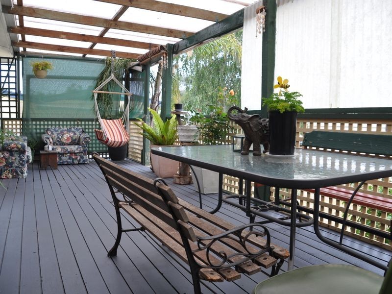 13 Folkestone Terrace, Victor Harbor SA 5211