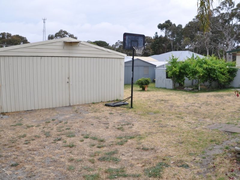 13 Folkestone Terrace, Victor Harbor SA 5211