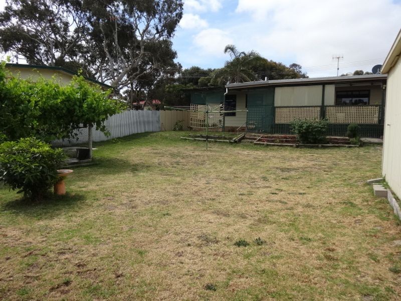 13 Folkestone Terrace, Victor Harbor SA 5211