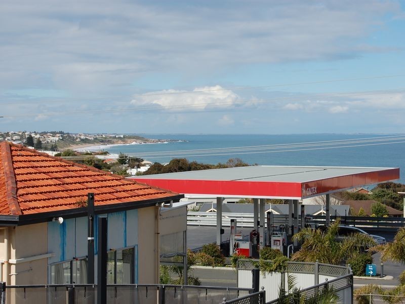 27 & 28 No Hindmarsh Road, Mccracken SA 5211
