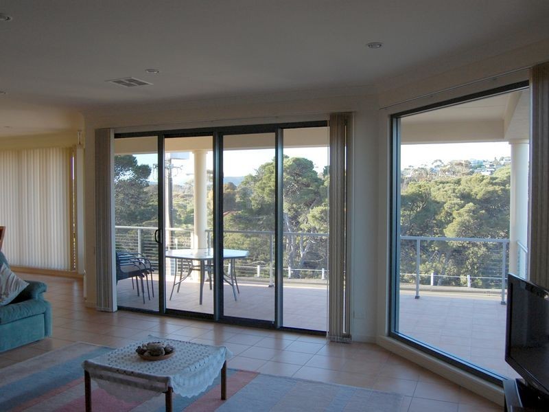 4 The Parkway, Victor Harbor SA 5211
