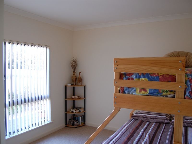 4 The Parkway, Victor Harbor SA 5211