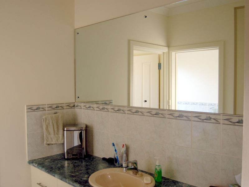 4 The Parkway, Victor Harbor SA 5211