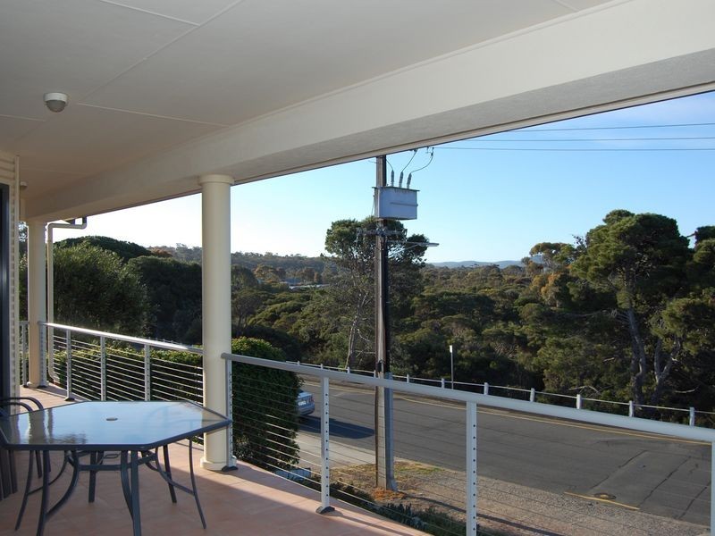 4 The Parkway, Victor Harbor SA 5211