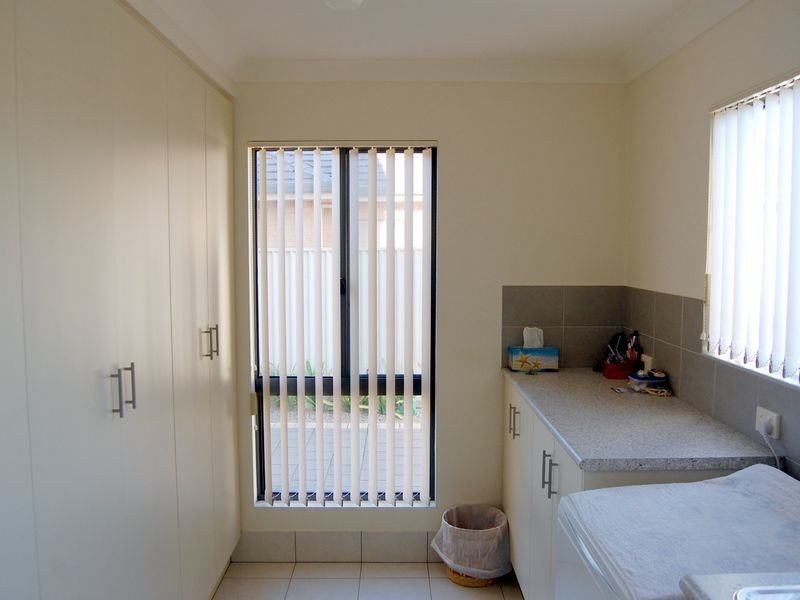 4 The Parkway, Victor Harbor SA 5211