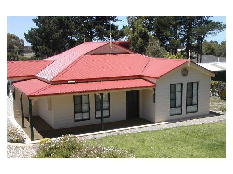 4 Laurie Avenue, Encounter Bay SA 5211