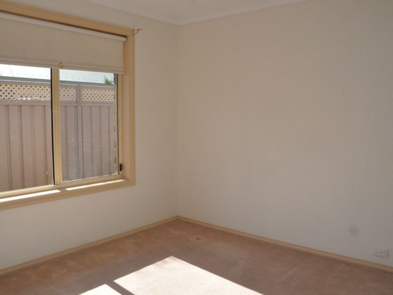 4 Windjammer Court, Encounter Bay SA 5211