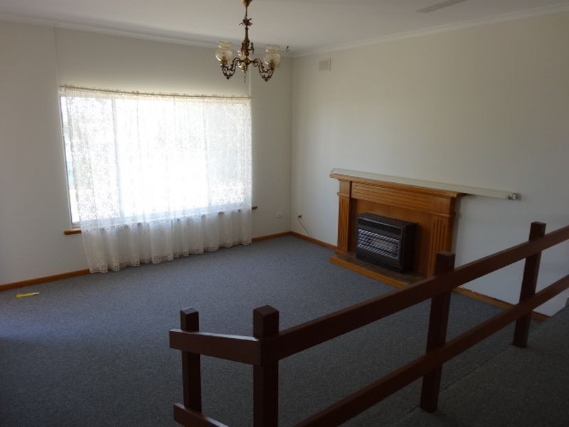 Unit 2/56 Pine Avenue, Victor Harbor SA 5211