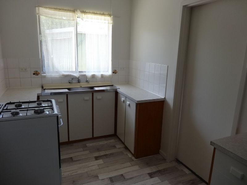 Unit 2/56 Pine Avenue, Victor Harbor SA 5211