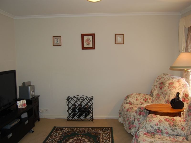 12 Tripp Street, Encounter Bay SA 5211