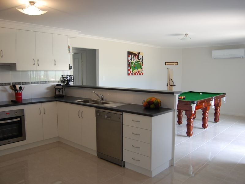 25 Wishart Crescent, Encounter Bay SA 5211