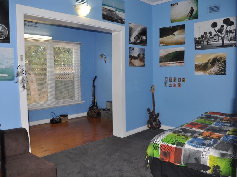 14 Leworthy Street, Victor Harbor SA 5211