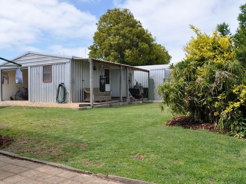 14 Leworthy Street, Victor Harbor SA 5211